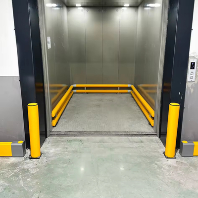 B09 Bouw- en zuilbescherming Flexible anti-collision barrier SA Polygon Traffic Barrier