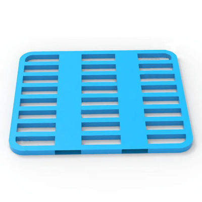 C04: Afgeronde hoek stalen pallets worden gebruikt om zakgoed zoals graan, veevoer, etc. op te slaan. Om te voorkomen dat de zakken door vorken beschadigd worden en om stapelen te vergemakkelijken.